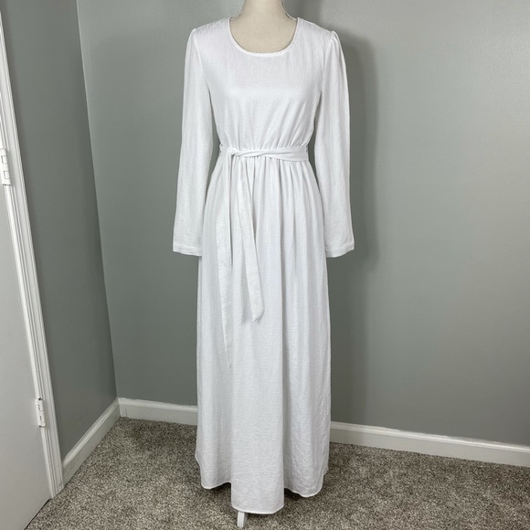 The White Company Dresses & Skirts - The White || Textured Cotton White Dress